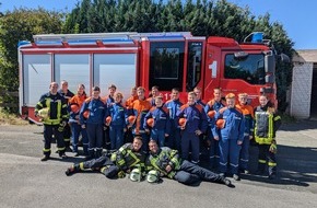 Feuerwehr der Stadt Arnsberg: FW-AR: Aufregende 24 Stunden für die Jugendfeuerwehr