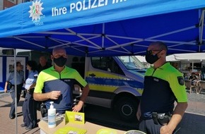 Kreispolizeibehörde Rhein-Kreis Neuss: POL-NE: Schulbeginn: Sicherheit im Straßenverkehr geht alle an - Die Polizei informiert vor Ort in Kaarst, Grevenbroich, Jüchen und Dormagen