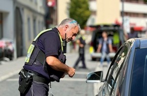Kreispolizeibeh&ouml;rde Euskirchen: POL-EU: M&uuml;nsterstra&szlig;e in Z&uuml;lpich: Zahlreiche Verst&ouml;&szlig;e in der Fu&szlig;g&auml;ngerzone festgestellt