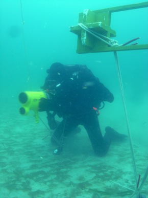 Bilder der Woche - Minentaucher: Tieftauchen vor Sardinien