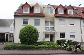 Kreispolizeibeh&ouml;rde H&ouml;xter: POL-HX: Wohnungsbrand in Beverungen - Hunde aus brennendem Geb&auml;ude gerettet