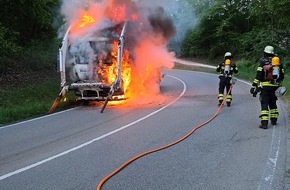 Feuerwehr M&uuml;nchen: FW-M: Lkw-Fahrerhaus in Vollbrand (Oberf&ouml;hring/Unterf&ouml;hring)