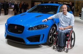 JAGUAR Land Rover Schweiz AG: Mehrfacher Weltrekordhalter Marcel Hug unterwegs mit Jaguar (Bild)