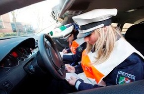 Polizei Rhein-Erft-Kreis: POL-REK: Verkehrsunfall mit hohem Sachschaden - Wesseling