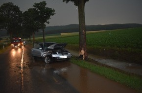 Polizeiinspektion Hildesheim: POL-HI: Sperrung der K 315 nach Verkehrsunfall und Überflutung
