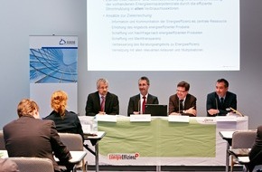 Deutsche Energie-Agentur GmbH (dena): Dämmung kann Wärmeverluste von betriebstechnischen Anlagen maßgeblich senken / Initiative EnergieEffizienz der dena und HDB weisen gemeinsam auf hohe Energieeinsparpotenziale hin (FOTO)