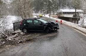 Polizeidirektion Pirmasens: POL-PDPS: Peugeot kommt von Fahrbahn ab