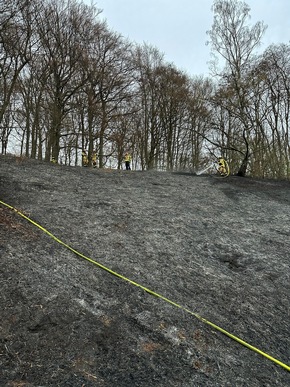 FW-EN: Am Nacken war ein erweiterter L&ouml;schzug im Einsatz.