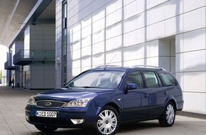 Ford-Werke GmbH: Natur aus Bangladesh im Ford Mondeo / Wie die Fasermatten aus Kenaf in den Best-Seller kommen