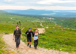 Coolcation meets Midnight Sun – Die besten Sommeraktivitäten in Lappland