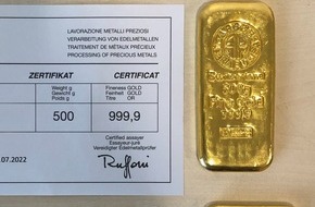 Hauptzollamt Singen: HZA-SI: Manchmal ist es doch Gold was glänzt / Zoll entdeckt Goldbarren im Kofferraum