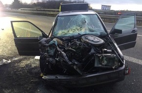 Verkehrsdirektion Mainz: POL-VDMZ: Unfall mit schwerverletzten Fahrer auf der A 63