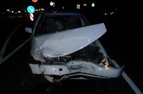 Polizeiinspektion Northeim: POL-NOM: Verkehrsunfall durch Rotlichtmißachtung