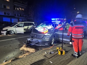 FW-GL: Mehrere Schwerverletzte bei Einsätzen der Feuerwehr Bergisch Gladbach in der Halloween-Nacht