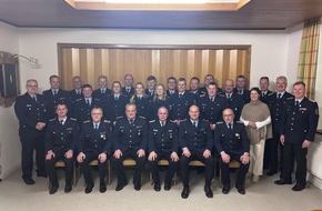 Freiwillige Feuerwehr der Stadt Bergen: FFW Bergen: Ortsfeuerwehr Offen w&auml;hlt neue Ortsbrandmeister - Zahlreiche Ehrungen f&uuml;r verdiente Feuerwehrkameraden