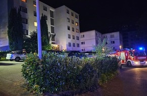 Feuerwehr der Stadt Arnsberg: FW-AR: Wohnungsbrand in Mehrfamilienhaus