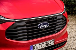 Der neue Ford Transit Custom definiert die Maßstäbe im 1,0-Tonnen-Nutzlastsegment neu