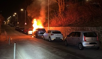 Polizei Hagen: POL-HA: PKW Brand