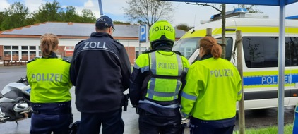 Polizei Coesfeld: POL-COE: Kreis Coesfeld, Kreisgebiet / Ein Verkehrseinsatz mit einem kleinen Sondereinsatz