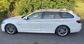 Polizeiinspektion Hameln-Pyrmont/Holzminden: POL-HM: Wei&szlig;er BMW auf Parkplatz besch&auml;digt - Polizei Bodenwerder sucht Zeugen