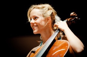 3sat: Bitte Ergänzung beachten! Der 3satFestspielsommer vom Schleswig-Holstein Musik Festival 2020 / Mit Sol Gabetta, Martin Grubinger, Xavier de Maistre und anderen