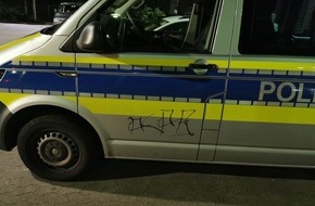 Polizeiinspektion Göttingen: POL-GÖ: (246/2020) Einsatzfahrzeug auf Wilhelmsplatz beschmiert - Zeugen gesucht