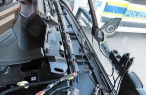 Polizei Bielefeld: POL-BI: Durch manipuliertes Kontrollgerät fallen Lkw-Assistenzsysteme aus - 30.000 Euro Bußgeld