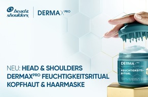 Procter & Gamble GmbH: Eine gesunde Kopfhaut ist die Basis f&uuml;r sch&ouml;nes Haar - Jetzt bekommt sie ein eigenes Ritual / Neu: Head & Shoulders DERMAXPRO Feuchtigkeitsritual Kopfhaut und Haarmaske