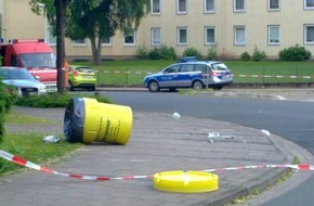 Polizeiinspektion Hameln-Pyrmont/Holzminden: POL-HM: Herbeiführen einer Sprengstoffexplosion