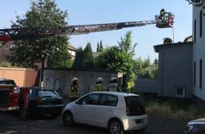 Feuerwehr Bochum: FW-BO: Dachstuhlbrand in Bochum-Langendreer