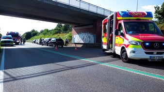 Feuerwehr Bocholt: FW Bocholt: Verkehrsunfall auf der B67 - eine leicht Verletzte Person