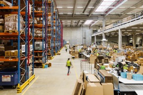 LOBERON verdoppelt Lagerkapazität in Pegnitz / Logistikzentrum mit Charakter und Zukunft