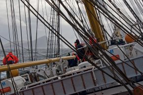 Marine - Pressebilder: Segelschulschiff &quot;Gorch Fock&quot; umsegelt Kap Hoorn (mit Bild)