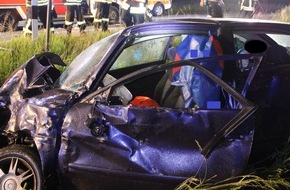 Polizei Minden-Lübbecke: POL-MI: Nächtlicher Unfall auf der L 770 - Zwei Personen schwer verletzt