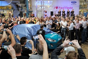 Produktionsstart des erfolgreichen Kleinwagen-Klassikers: Neuer Ford Fiesta läuft in Köln vom Band
