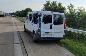 Polizeiinspektion Delmenhorst / Oldenburg - Land / Wesermarsch: POL-DEL: Autobahnpolizei Ahlhorn: Hoher Sachschaden bei Verkehrsunfall auf der Autobahn 29 im Bereich der Gemeinde Wardenburg