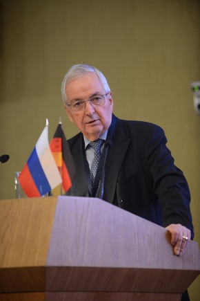 Presseinformation: 10. Deutsch-Russische Rohstoff-Konferenz tagt in St. Petersburg