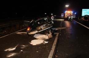 Polizei Düsseldorf: POL-D: Willich - A 44 - Reifenpanne wird alkoholisiertem Audi-Fahrer zum Verhängnis - Drei Schwerverletzte
