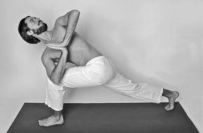 Giardino Group AG: Yoga con Ben Rakidzija all'Hotel Giardino Ascona
