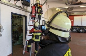 Kreisfeuerwehr Rotenburg (Wümme): FW-ROW: Feuer im Feuerwehrhaus Rotenburg