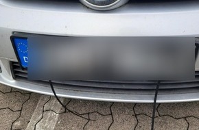 Bundespolizeiinspektion Flensburg: BPOL-FL: Süderlügum - Trotz Fahrverbot gefahren, Auto nicht versichert