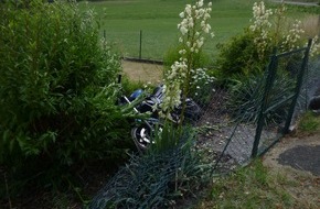 Polizeidirektion Bad Kreuznach: POL-PDKH: Verkehrsunfall mit schwerverletztem Motorradfahrer