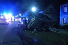 Polizeiinspektion Cuxhaven: POL-CUX: Zwei Verletzte nach Verkehrsunfall unter Alkoholeinfluss (Lichtbild in der Anlage)