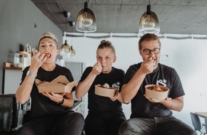 Pottsalat GmbH: Pottsalat.de veröffentlich als erster deutscher Lieferdienst ganzheitlichen CO2-Bericht / Beim Essen das Klima retten: Food-Start-up Pottsalat.de ist seit diesem Jahr klimapositiv