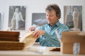 Universität Duisburg-Essen: Halbe Brille und Stullenpapier - Physik-Studierende im Lab@Home