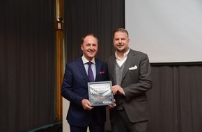 Hapag-Lloyd Cruises: EUROPA 2 mit dem "Deutschen Kreuzfahrtpreis 2016" in der Kategorie "Restaurant" ausgezeichnet