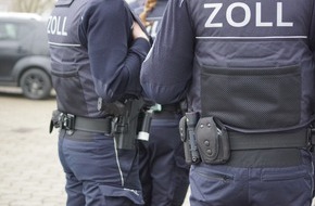 Hauptzollamt Augsburg: HZA-A: Bundesweite Schwerpunktpr&uuml;fung im Friseur- und Kosmetikgewerbe / Augsburger Zoll im Einsatz in Friseur- und Kosmetiksalons sowie Barbershop