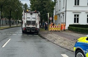 Polizei Bielefeld: POL-BI: Radfahrerin und Zeugen nach Unfall gesucht