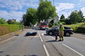 Freiwillige Feuerwehr Menden: FW Menden: Tödlicher Verkehrsunfall auf der Werler Straße