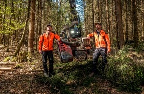 dlv Deutscher Landwirtschaftsverlag GmbH: Launer Forsttechnik aus Mittelfranken ist Finalist beim DEUTSCHEN WALDPREIS 2026